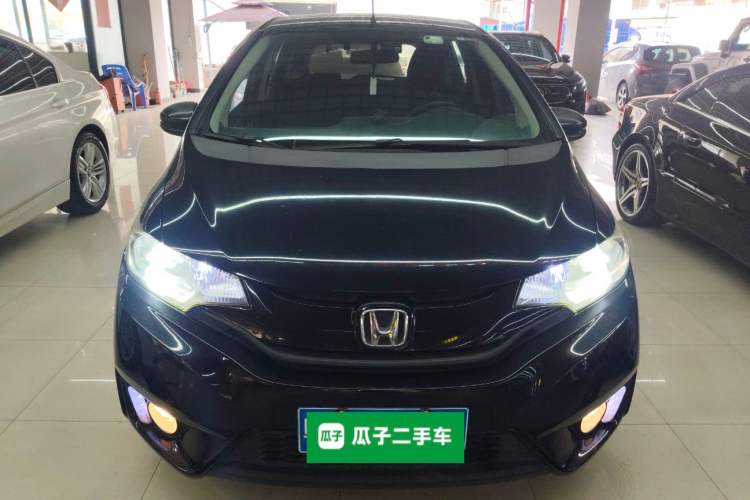 Used Honda Fit 2014 1.5L SE CVT Fashion Model Front