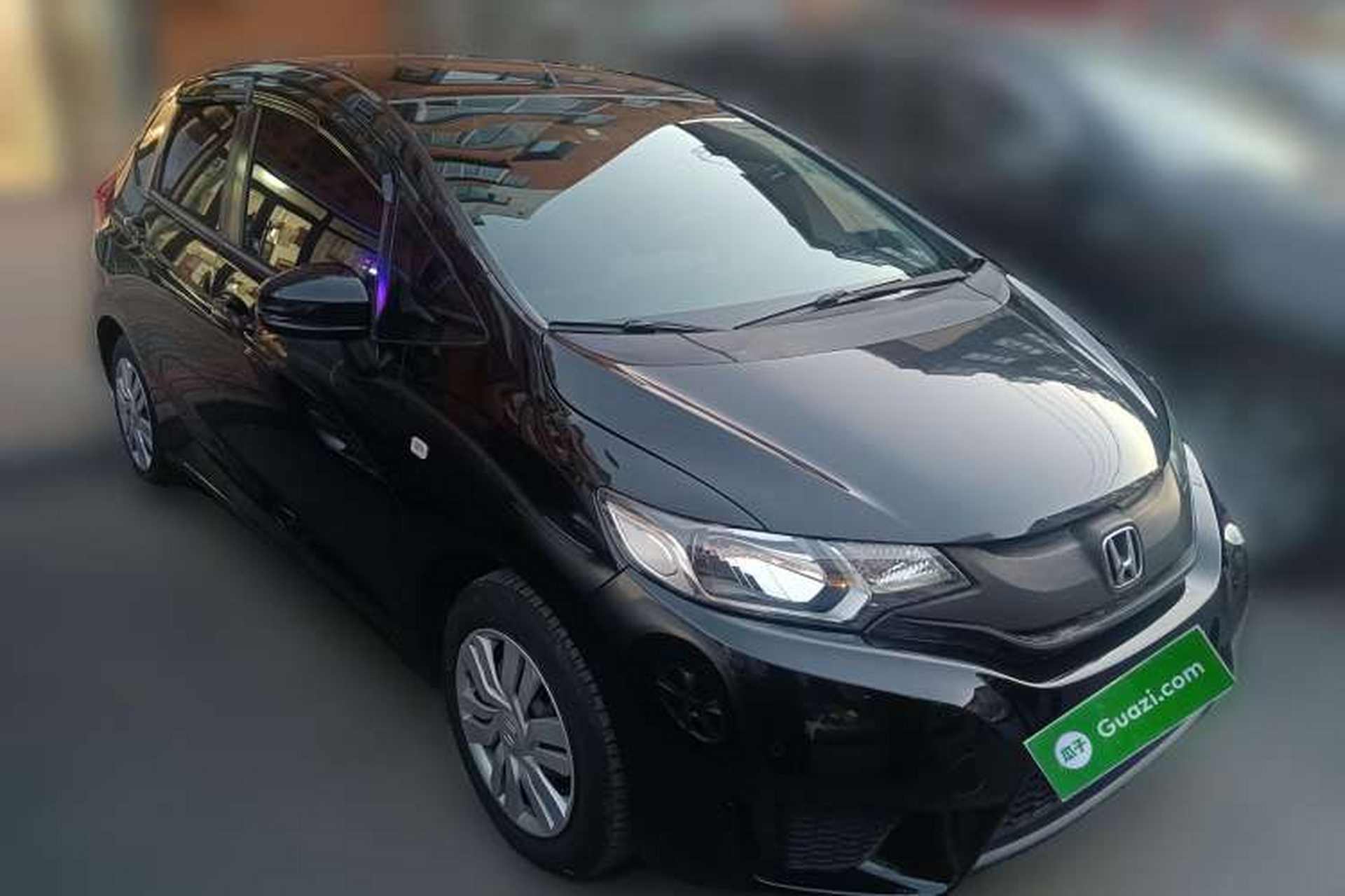 Used Honda Fit 2014 1.5L LX CVT Comfort Model Front Right 45 Deg