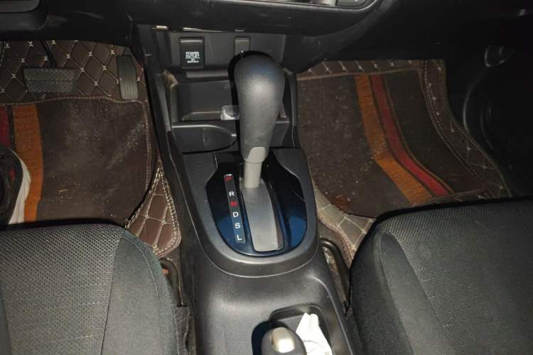 Used Honda Fit 2014 1.5L LX CVT Comfort Model Gear Lever