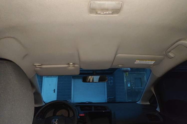 Used Honda Fit 2014 1.5L LX CVT Comfort Model Headliner