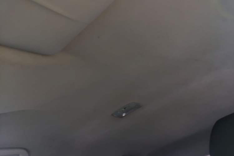 Used Honda Fit 2014 1.5L SE CVT Fashion Model Headliner