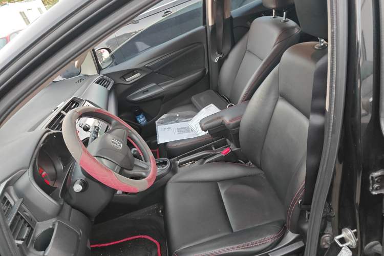 Used Honda Fit 2014 1.5L LX CVT Comfort Model Left Front Seat
