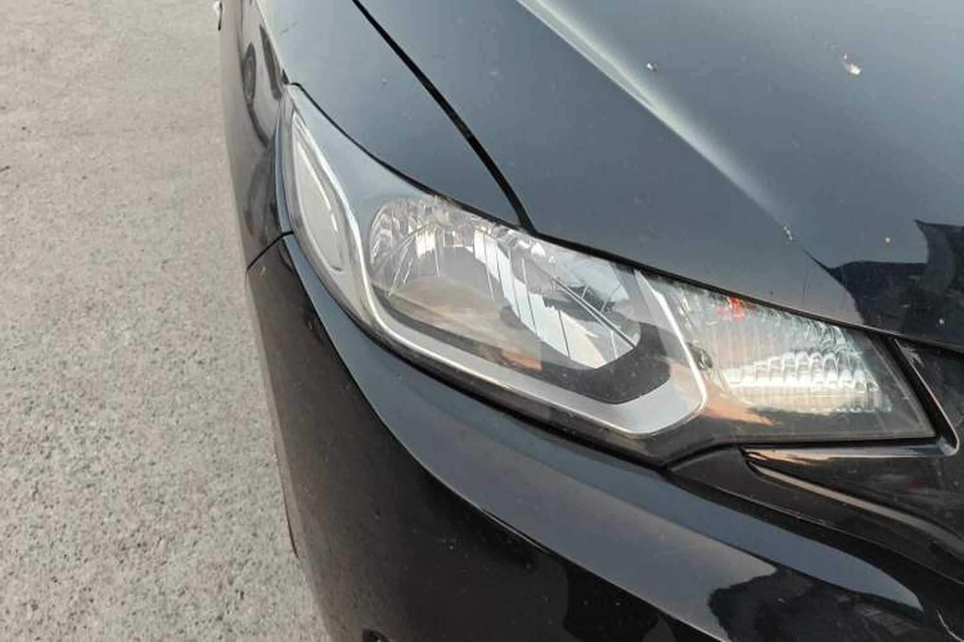 Used Honda Fit 2014 1.5L LX CVT Comfort Model Right Front Headlight