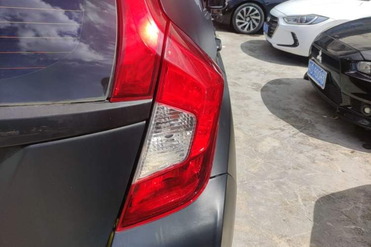 Used Honda Fit 2014 1.5L SE CVT Fashion Model Right Rear Taillight