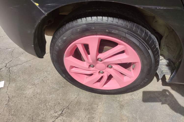 Used Honda Fit 2014 1.5L SE CVT Fashion Model Right Rear Wheel Hub
