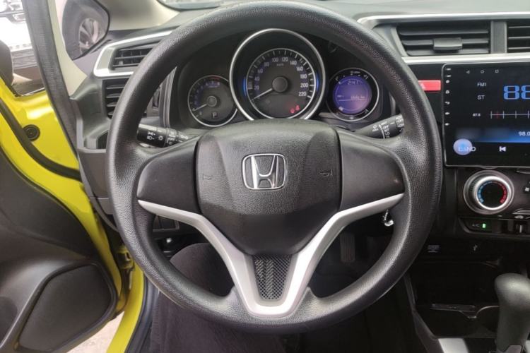 Used Honda Fit 2014 1.5L SE CVT Fashion Model Steering Wheel
