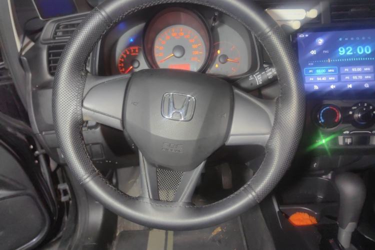 Used Honda Fit 2014 1.5L LX CVT Comfort Model Steering Wheel