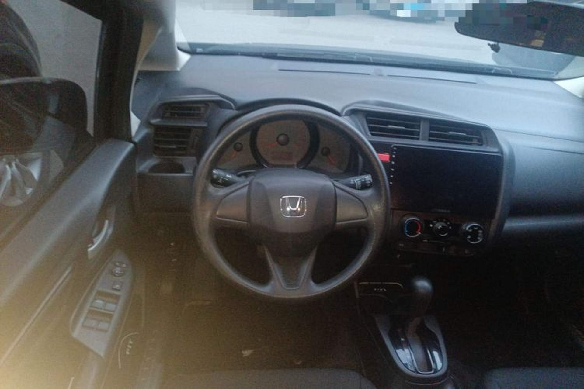 Used Honda Fit 2014 1.5L LX CVT Comfort Model Steering Wheel