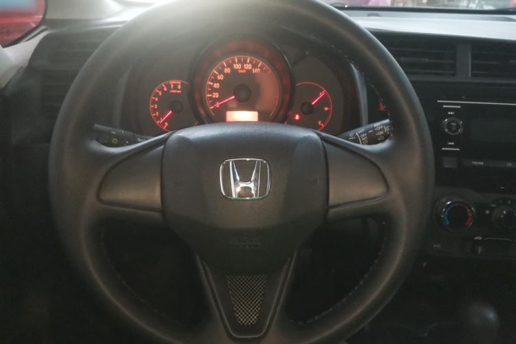 Used Honda Fit 2014 1.5L LX CVT Comfort Model Steering Wheel