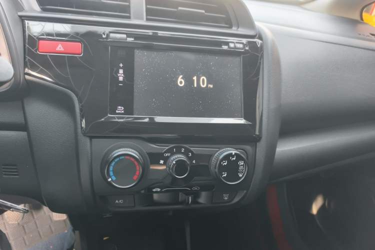 Used Honda Fit 2014 1.5L LX Manual Comfort Model Audio And AC Panel