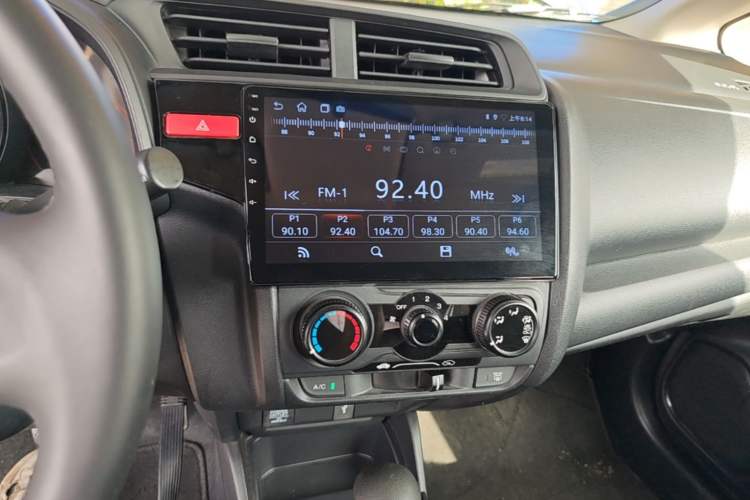 Used Honda Fit 2014 1.5L LX CVT Comfort Model Audio And AC Panel