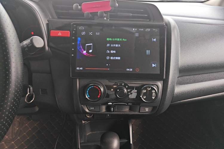 Used Honda Fit 2014 1.5L LX CVT Comfort Model Audio And AC Panel