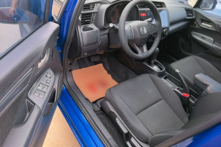 Used Honda Fit 2014 1.5L LX CVT Comfort Model Driver Seat
