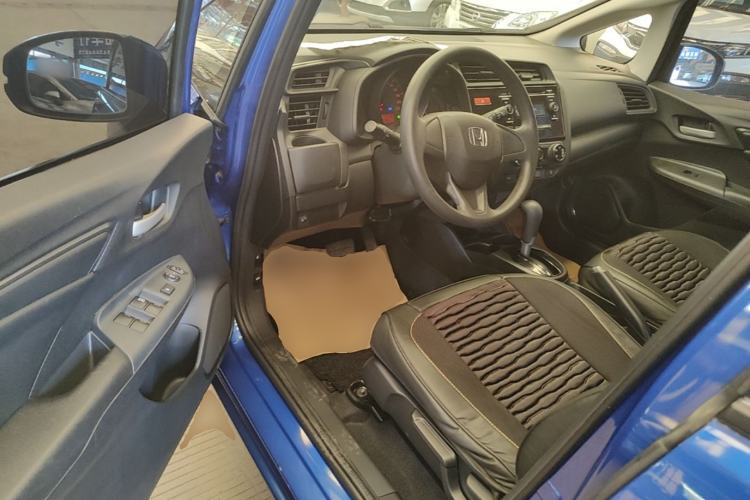 Used Honda Fit 2014 1.5L LX CVT Comfort Model Driver Seat