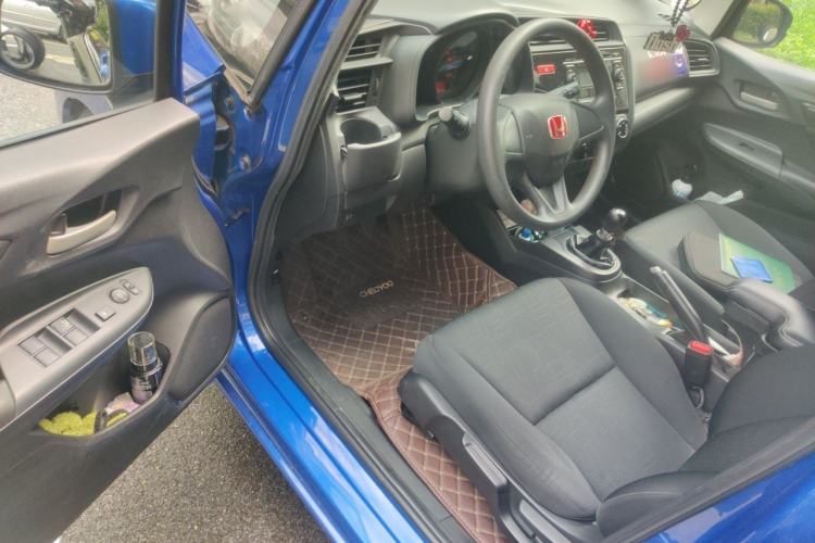 Used Honda Fit 2014 1.5L LX Manual Comfort Model Driver Seat