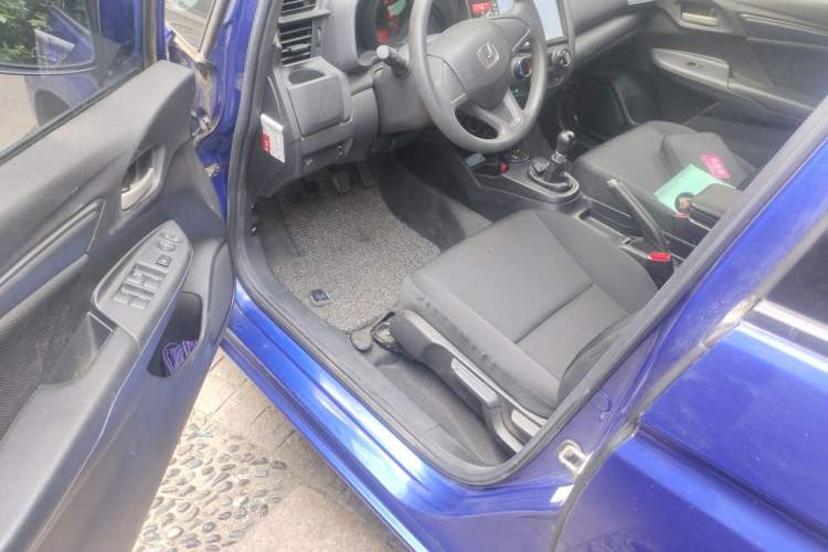 Used Honda Fit 2014 1.5L LX Manual Comfort Model Driver Seat