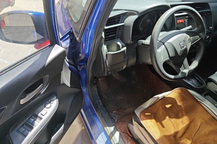 Used Honda Fit 2014 1.5L LX CVT Comfort Model Driver Seat