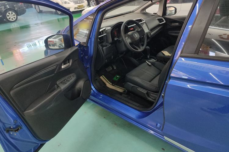 Used Honda Fit 2014 1.5L LX CVT Comfort Model Driver Seat