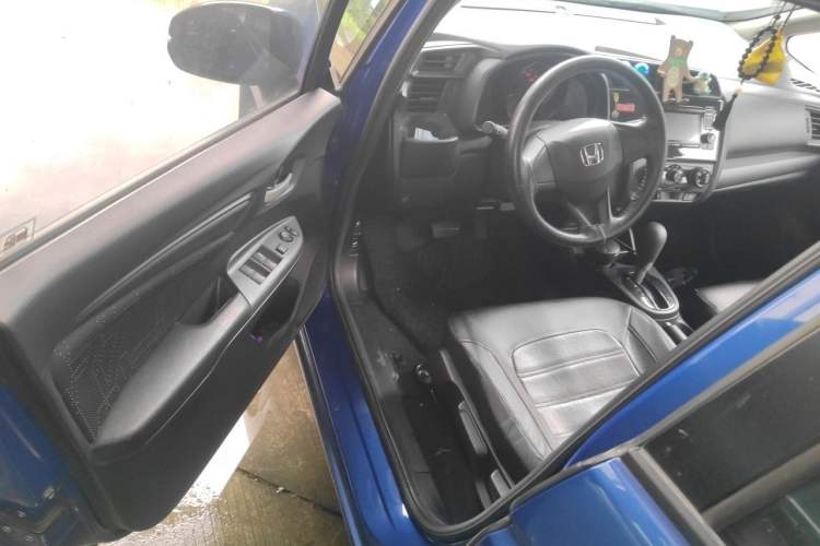 Used Honda Fit 2014 1.5L LX CVT Comfort Model Driver Seat