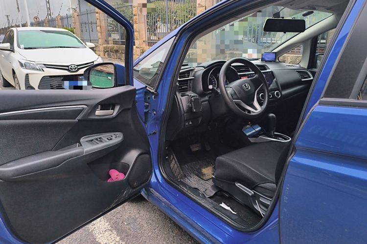 Used Honda Fit 2014 1.5L SE CVT Fashion Model Driver Seat