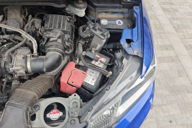 Used Honda Fit 2014 1.5L SE CVT Fashion Model Engine Bay Left