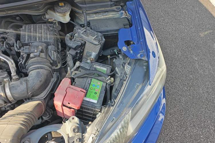 Used Honda Fit 2014 1.5L LX CVT Comfort Model Engine Bay Left