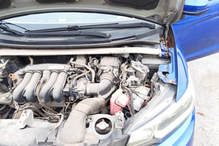 Used Honda Fit 2014 1.5L LX CVT Comfort Model Engine Bay Left