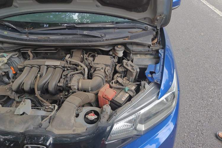 Used Honda Fit 2014 1.5L LX CVT Comfort Model Engine Bay Left