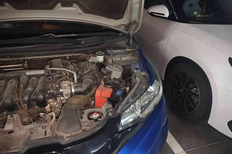 Used Honda Fit 2014 1.5L LX CVT Comfort Model Engine Bay Left