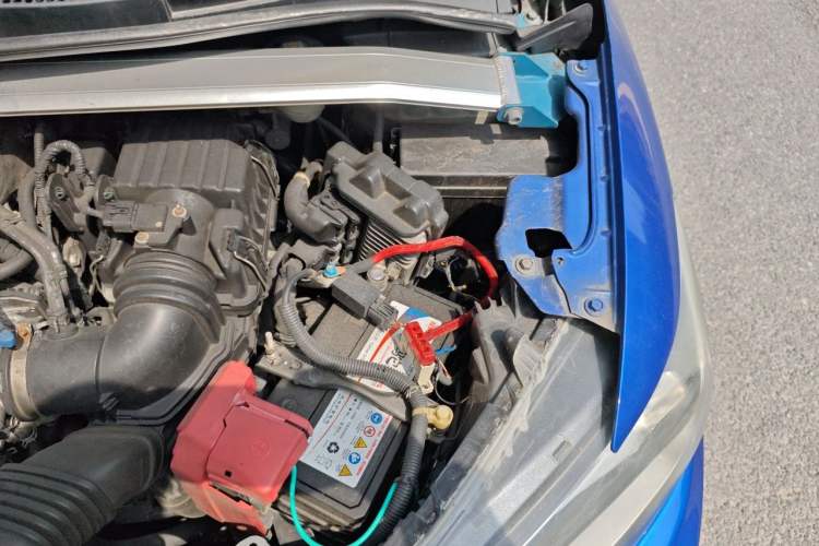 Used Honda Fit 2014 1.5L LX CVT Comfort Model Engine Bay Left
