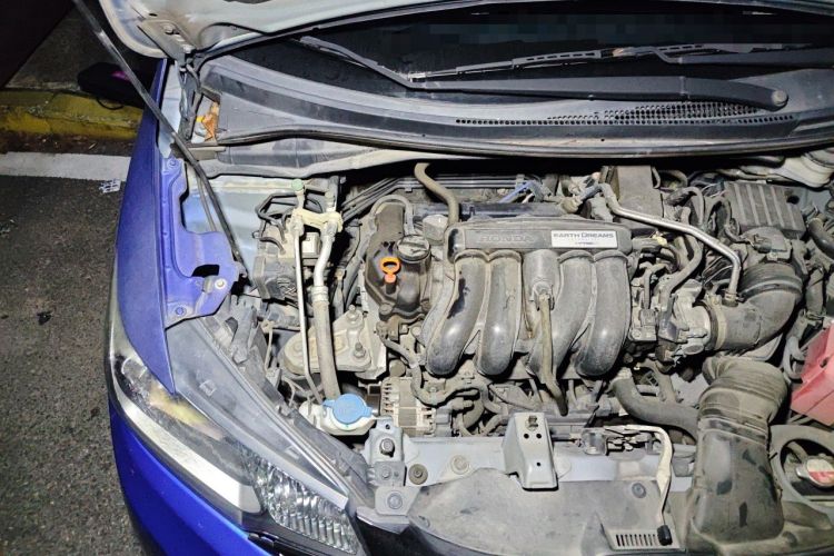 Used Honda Fit 2014 1.5L LX CVT Comfort Model Engine Bay Right
