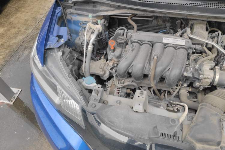 Used Honda Fit 2014 1.5L LX CVT Comfort Model Engine Bay Right