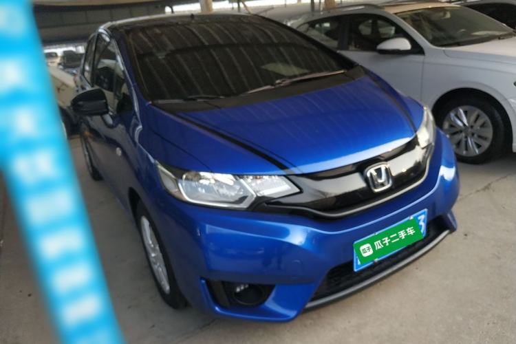 Used Honda Fit 2014 1.5L LX CVT Comfort Model Exterior 2