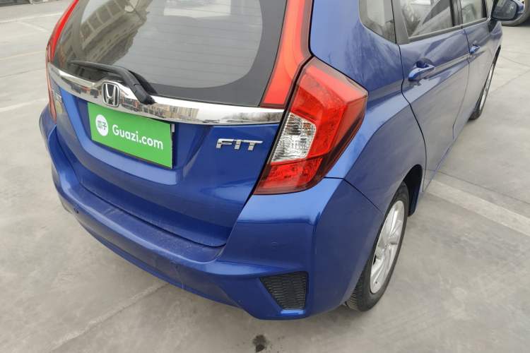 Used Honda Fit 2014 1.5L EX CVT Elite Model Exterior 3