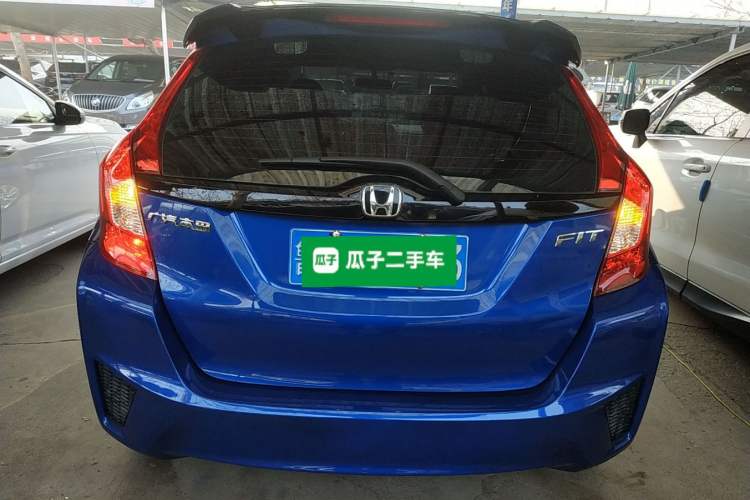 Used Honda Fit 2014 1.5L LX CVT Comfort Model Exterior 4