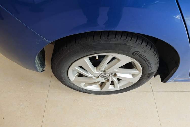 Used Honda Fit 2014 1.5L SE CVT Fashion Model Exterior 5