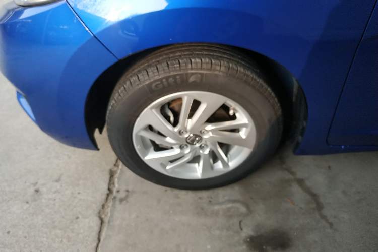 Used Honda Fit 2014 1.5L LX CVT Comfort Model Exterior 7