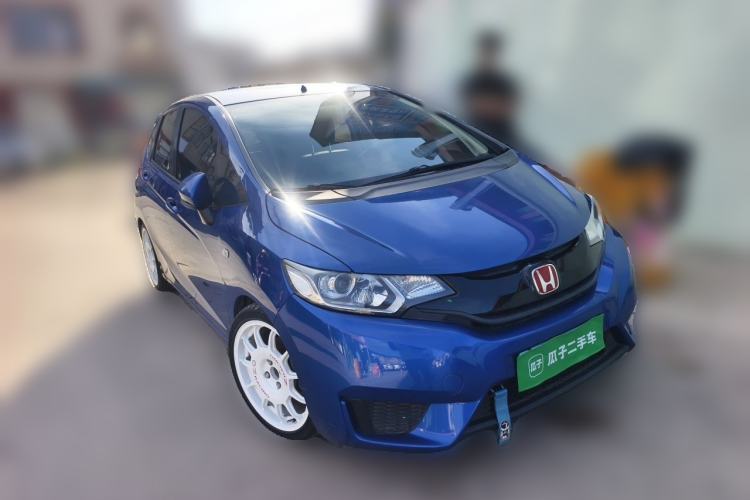 Used Honda Fit 2014 1.5L LX Manual Comfort Model Front Right 45 Deg