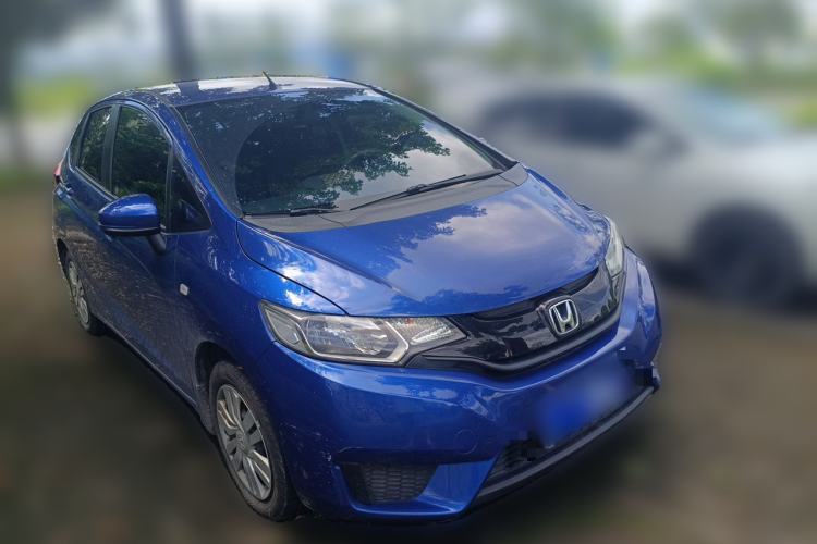 Used Honda Fit 2014 1.5L LX CVT Comfort Model Front Right 45 Deg