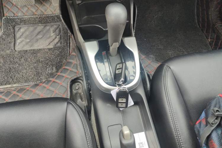 Used Honda Fit 2014 1.5L EX CVT Elite Model Gear Lever