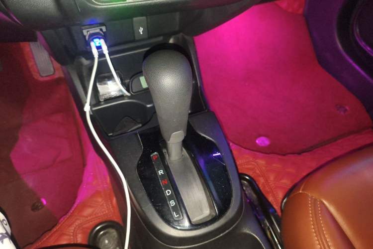 Used Honda Fit 2014 1.5L LX CVT Comfort Model Gear Lever
