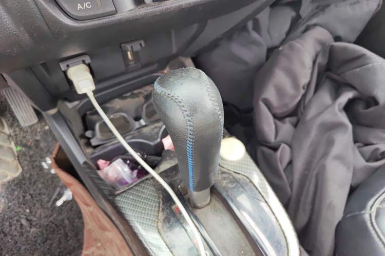 Used Honda Fit 2014 1.5L LX CVT Comfort Model Gear Lever