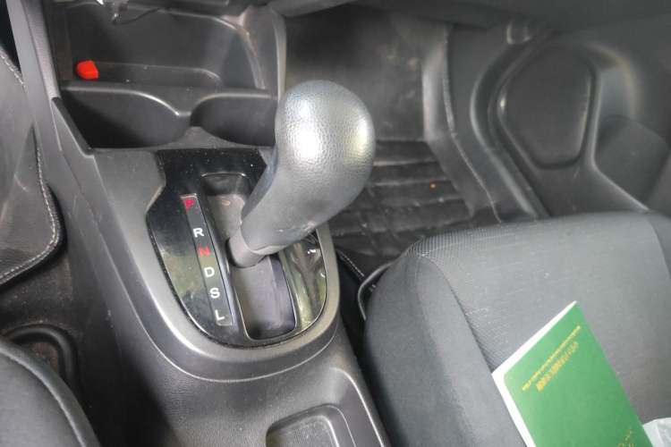 Used Honda Fit 2014 1.5L LX CVT Comfort Model Gear Lever
