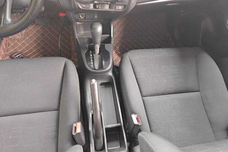 Used Honda Fit 2014 1.5L LX CVT Comfort Model Gear Lever