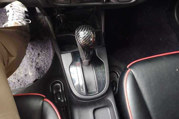 Used Honda Fit 2014 1.5L LX CVT Comfort Model Gear Lever