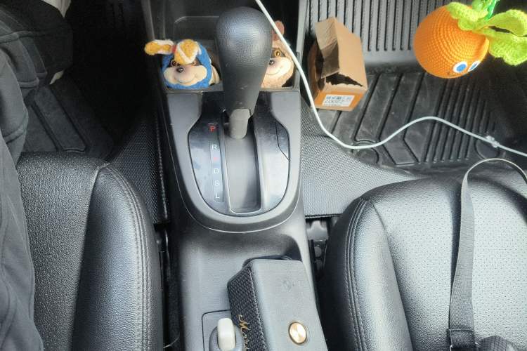 Used Honda Fit 2014 1.5L LX CVT Comfort Model Gear Lever