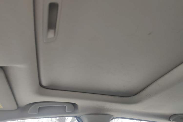 Used Honda Fit 2014 1.5L EX CVT Elite Model Headliner