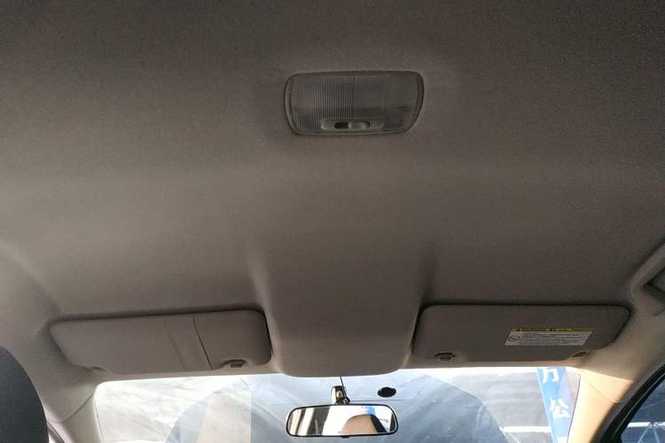 Used Honda Fit 2014 1.5L LX CVT Comfort Model Headliner