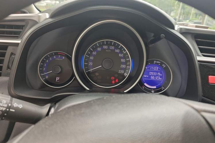 Used Honda Fit 2014 1.5L SE CVT Fashion Model Instrument Cluster