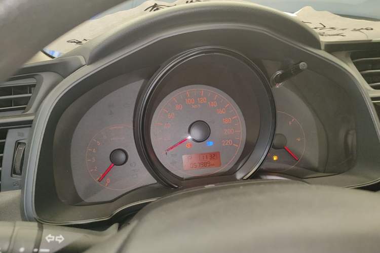 Used Honda Fit 2014 1.5L LX CVT Comfort Model Instrument Cluster